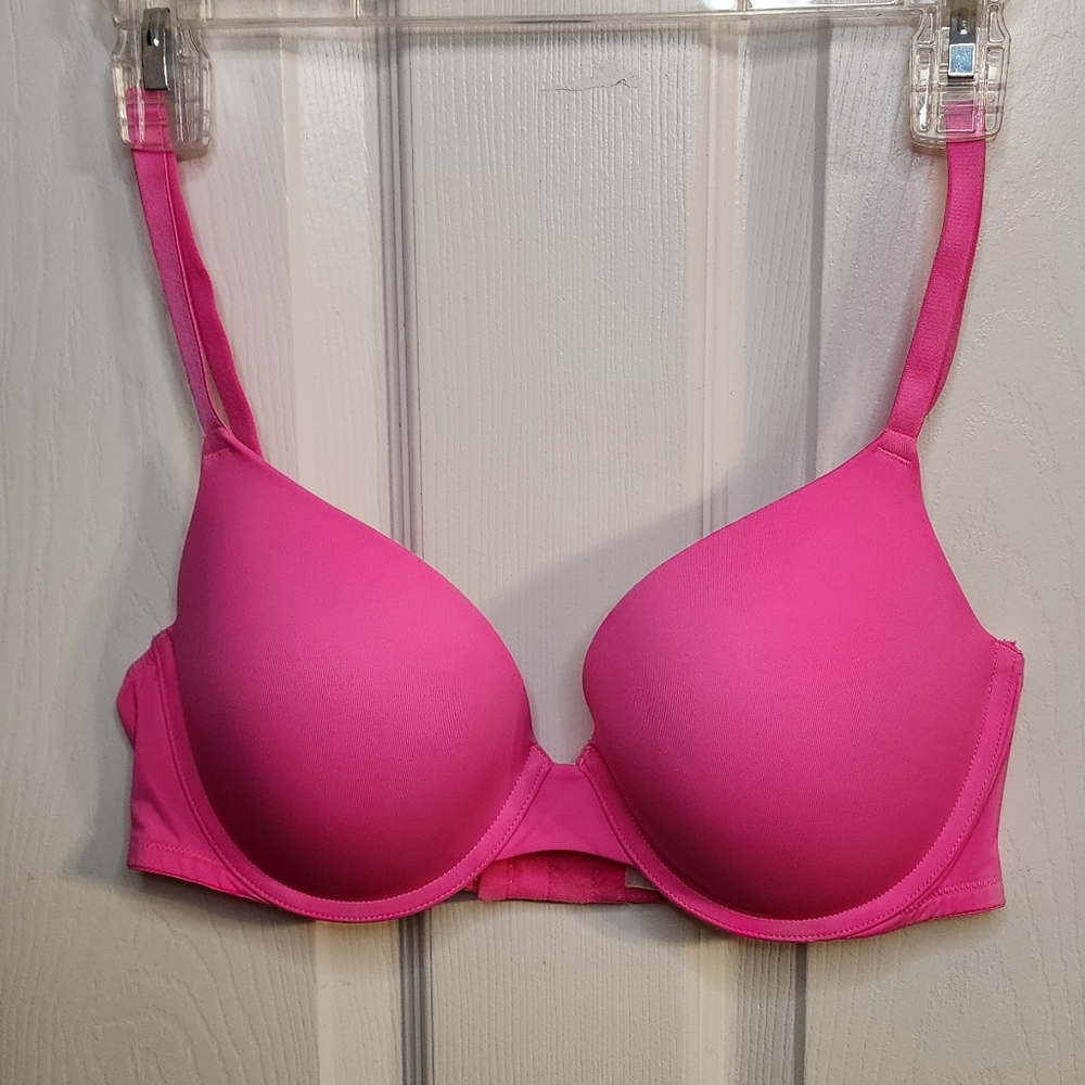 PINK Victoria's Secret 36C Wear Everywhere Push-Up Bra Hot Pink